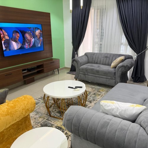 Creekwood Apartment
